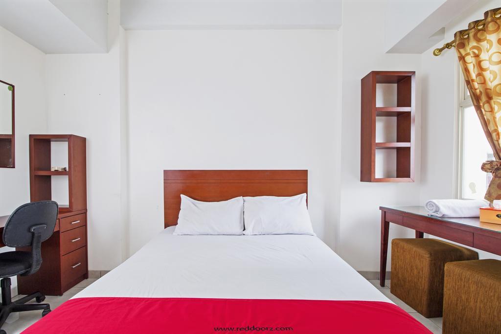 Reddoorz Apartment @ Margonda Residence Depok Exteriör bild