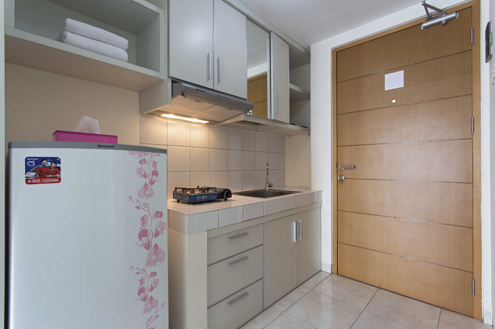 Reddoorz Apartment @ Margonda Residence Depok Exteriör bild
