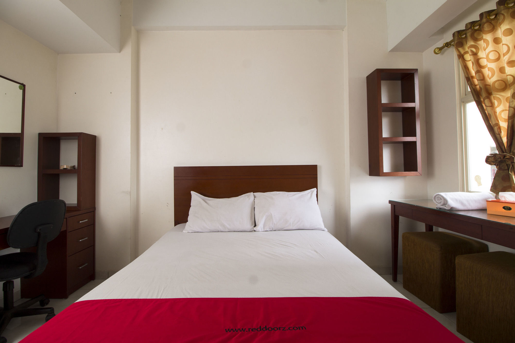 Reddoorz Apartment @ Margonda Residence Depok Exteriör bild